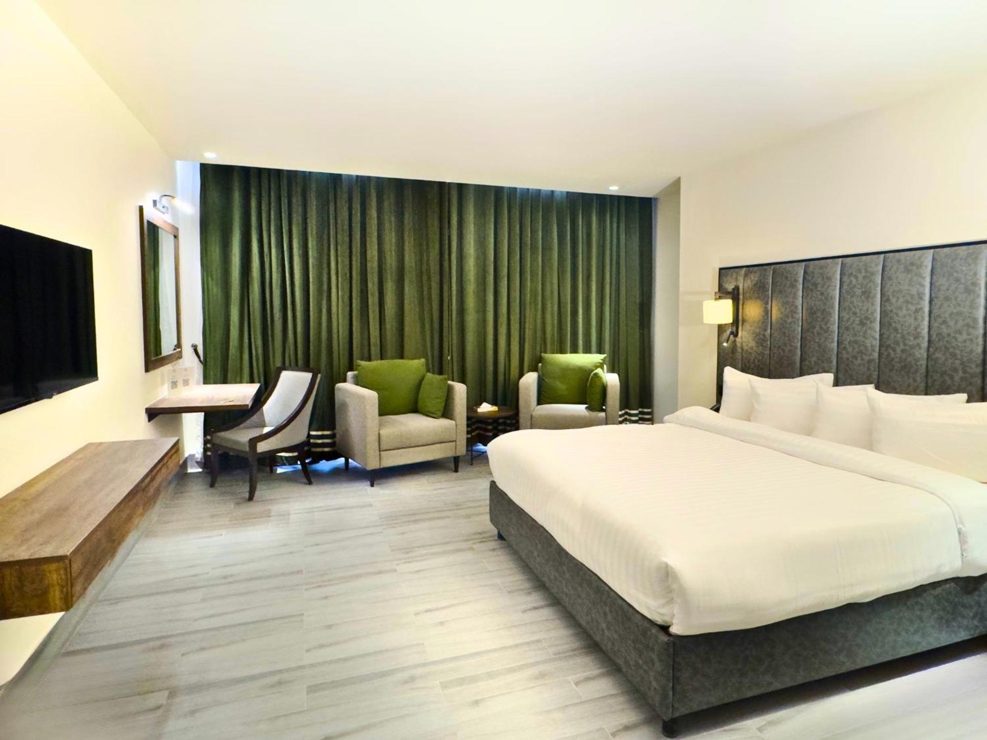 Hotel One Vogue Mall 35 Rawalpindi Exterior photo